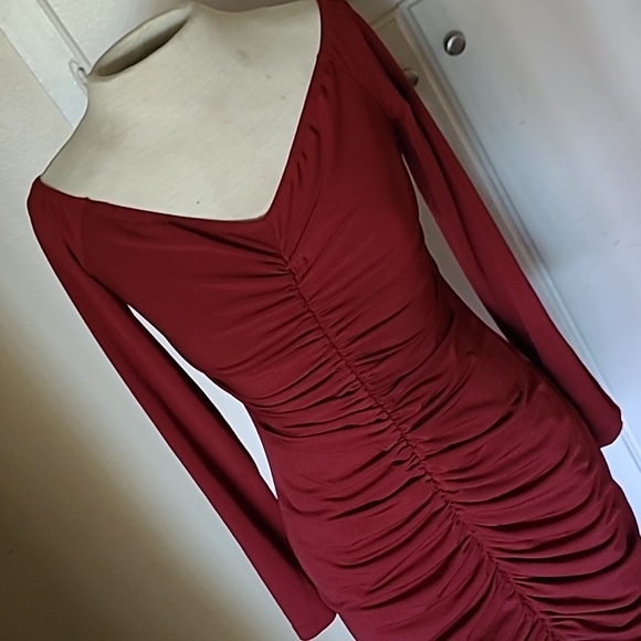 SHEIN Dress/ burgundy color/ size M - Picture 3 of 5